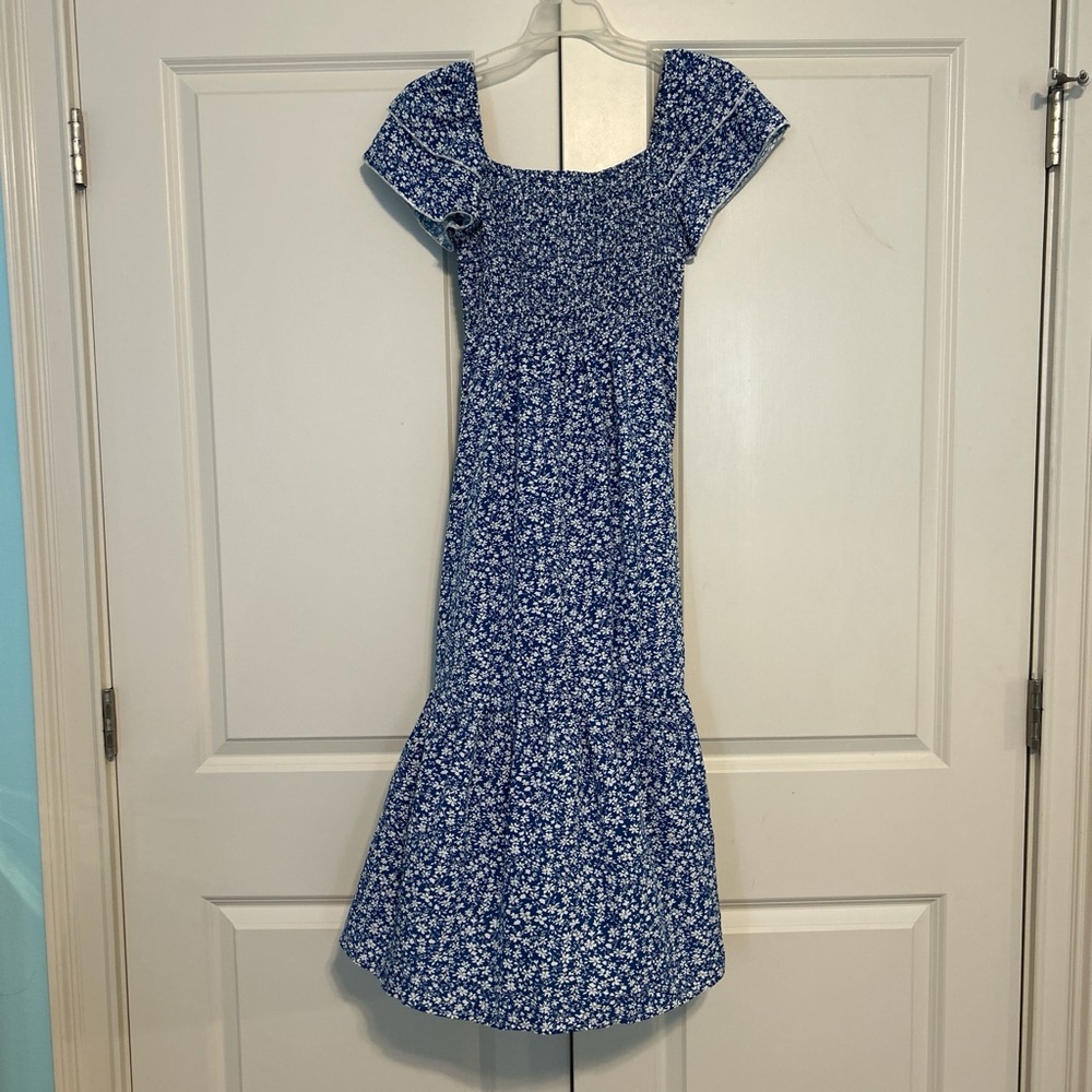 SHEIN Blue and White Floral Smocked Dress
